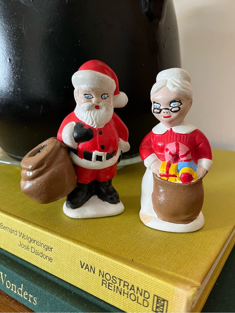 Santa and Mrs. Claus Holiday Figurine Set